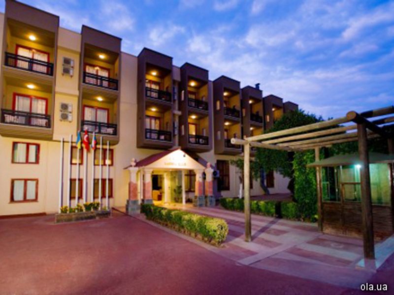 Larissa Club Kemer 25759