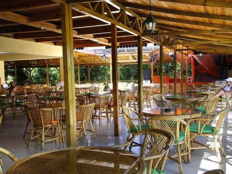 Larissa Inn Camyuva  (ex 31157