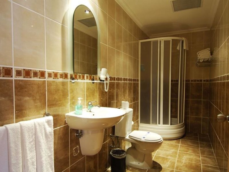 Larissa Inn Camyuva  (ex 31164