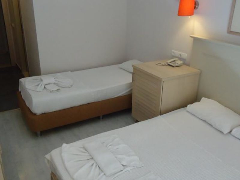 Larissa Mare Beach 157697