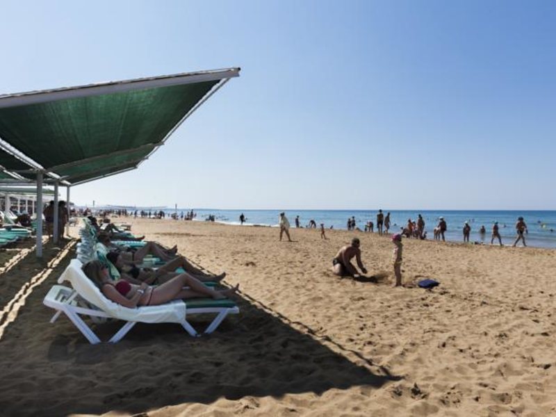 Larissa Stone Palace Hotel (ex 105397