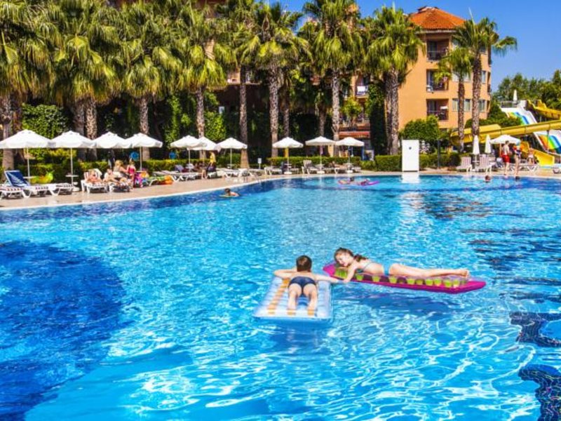 Larissa Stone Palace Hotel (ex 105401