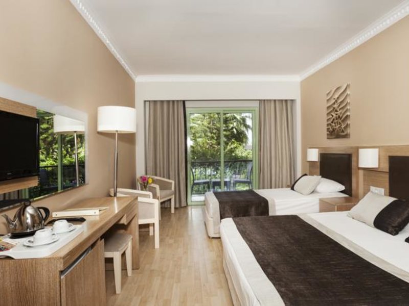 Larissa Stone Palace Hotel (ex 105411