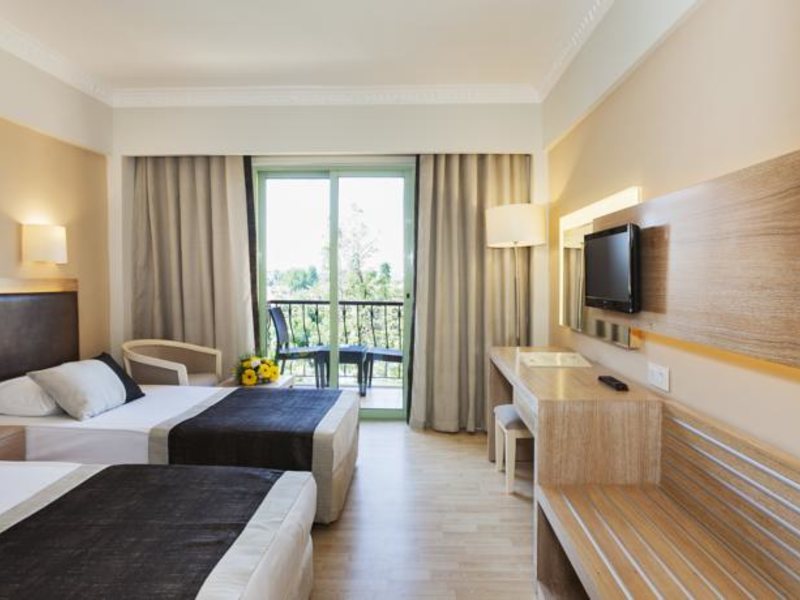 Larissa Stone Palace Hotel (ex 105412