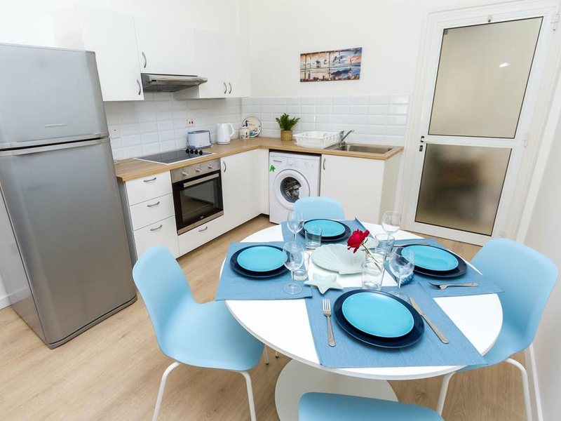 Larnaca Golden Beach Apts  291631