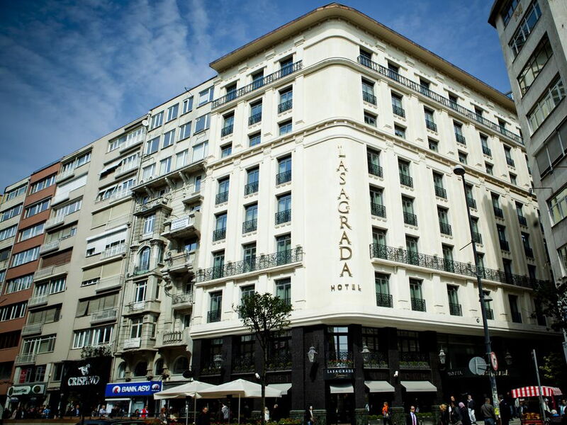 Lasagrada Hotel 177277