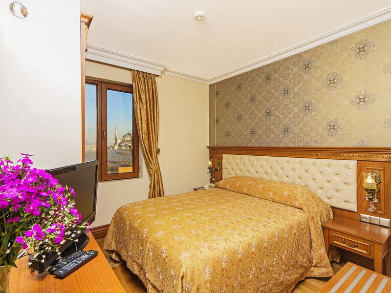 Lausos Hotel 242547