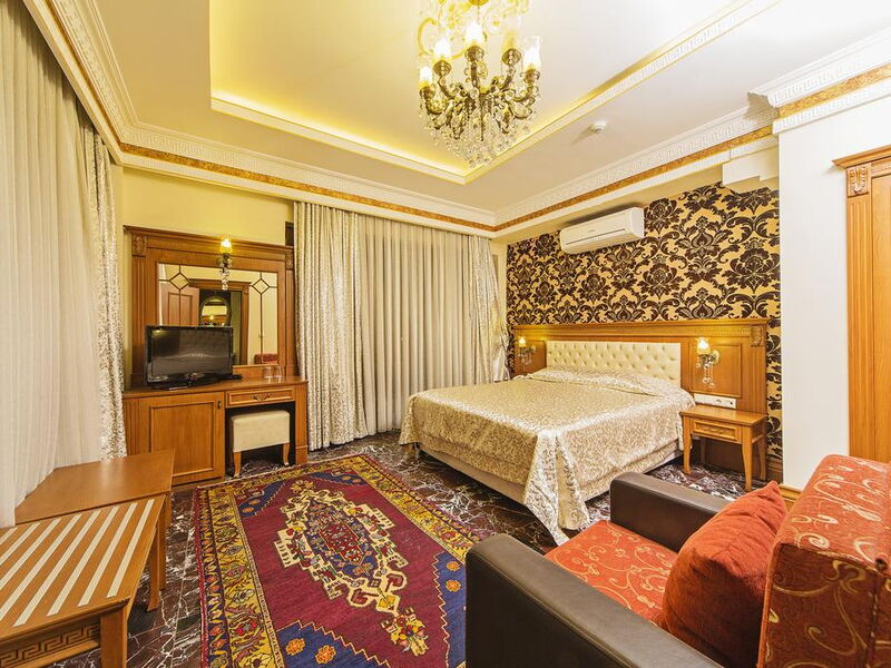 Lausos Hotel 242551