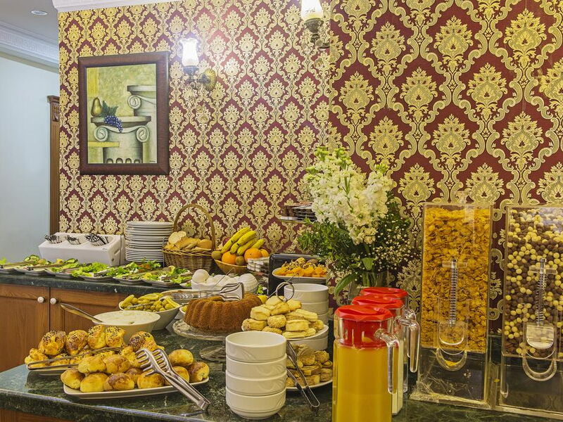 Lausos Hotel 242555