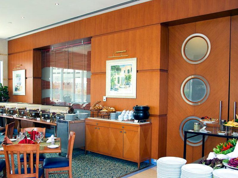 Lavender Hotel Sharjah 53584