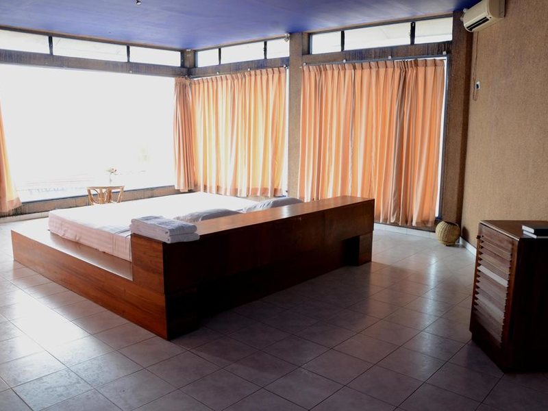 Lavendish Beach Resort 108024