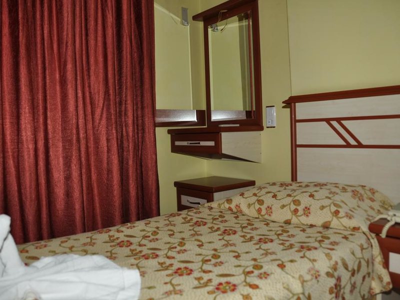 Lavinia Apart Hotel  276611