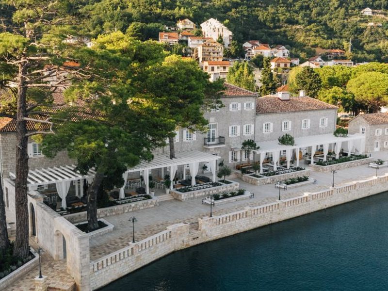 Lazure Hotel & Marina  283290