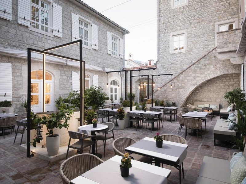 Lazure Hotel & Marina  283296