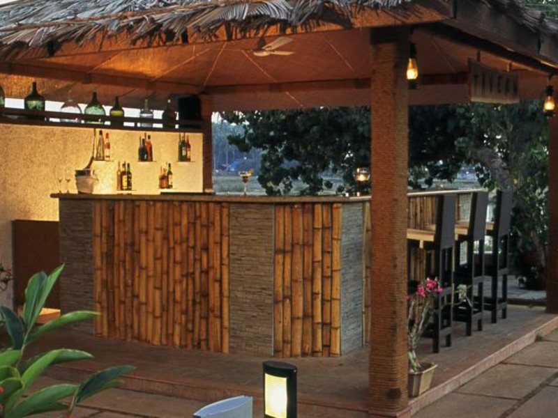 Lazy Lagoon Portico Suites  113647