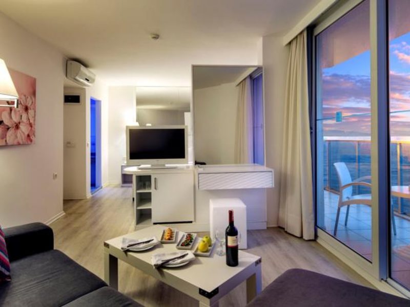 Le Bleu Hotel & Resort (ex 59550