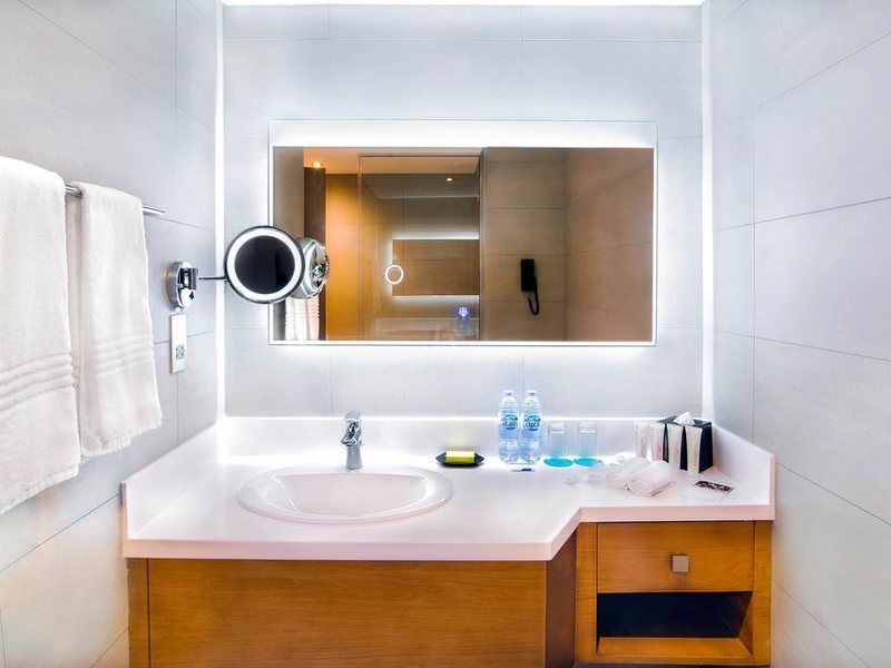 Le Meridien Abu Dhabi 309990