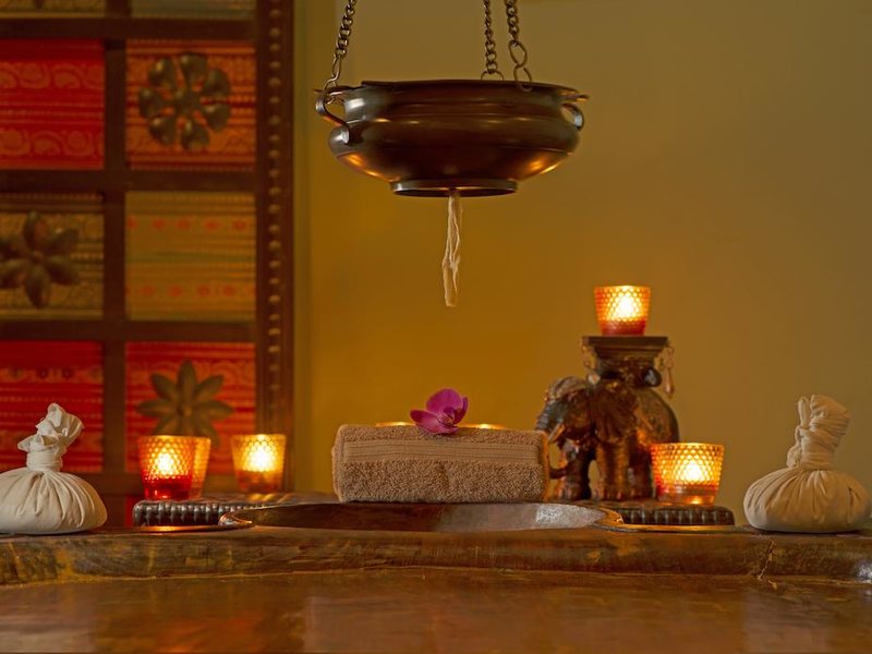 Le Meridien Abu Dhabi 310007