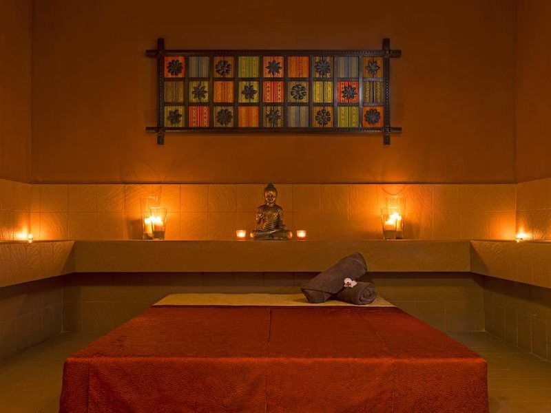 Le Meridien Abu Dhabi 310008