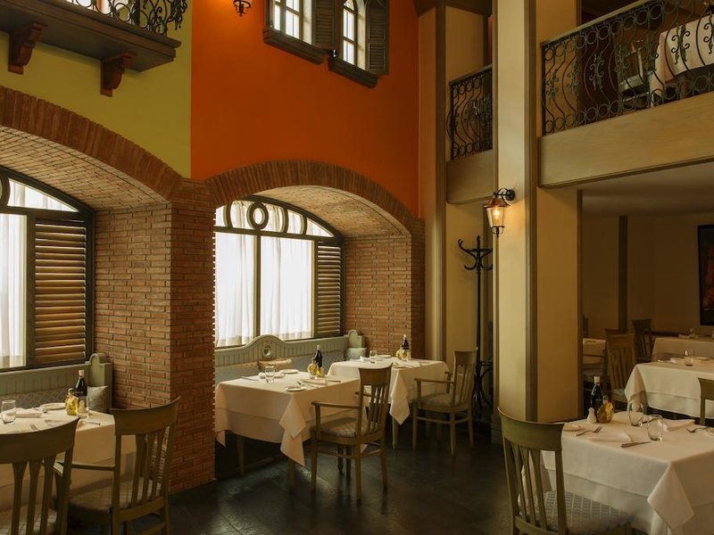 Le Meridien Abu Dhabi 310011