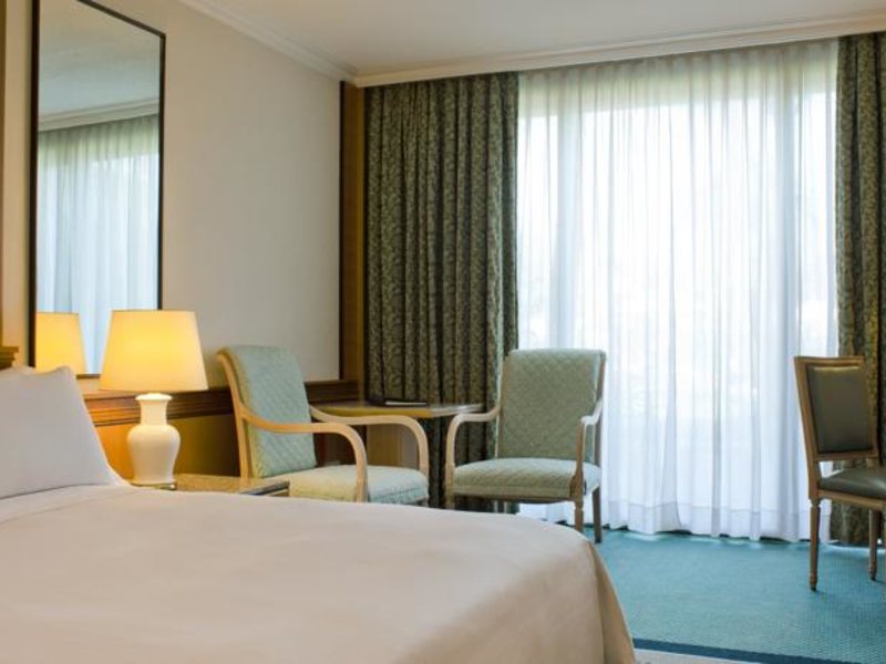 Le Meridien Dubai 47731