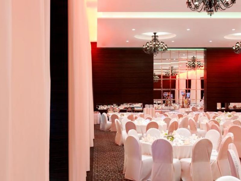 Le Meridien Dubai 47745