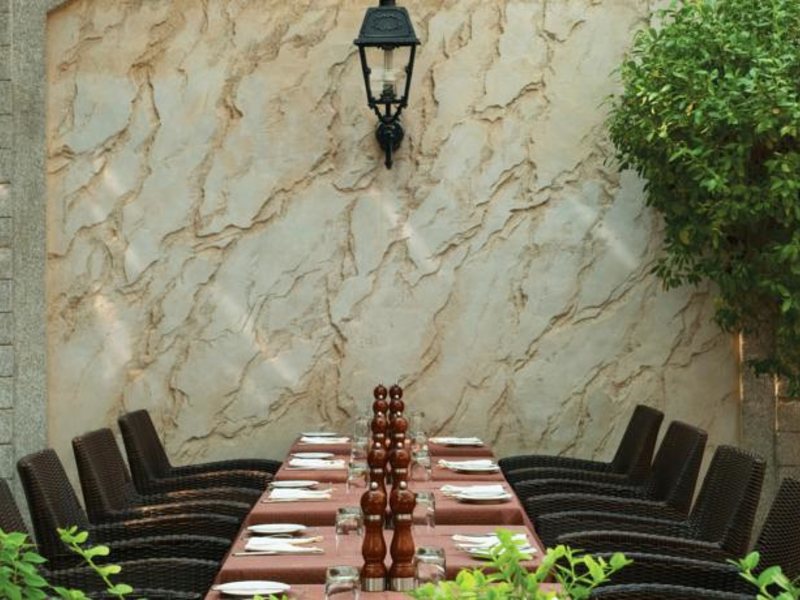 Le Meridien Dubai 47748