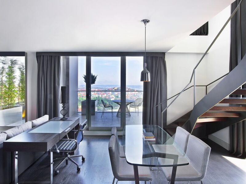 Le Meridien Istanbul  242671