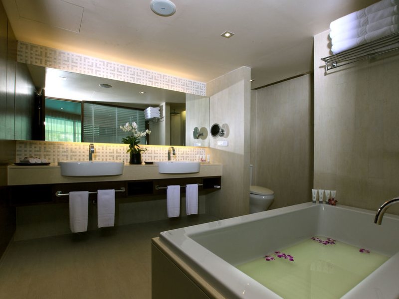 Le Meridien Phuket Beach Resort 153739