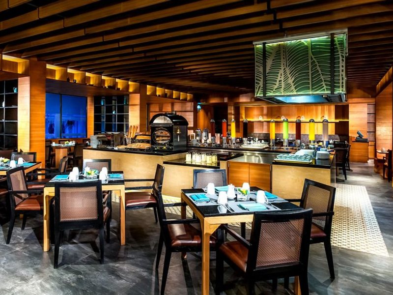 Le Meridien Phuket Beach Resort 153750