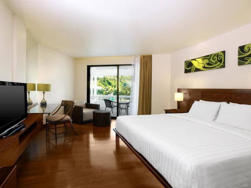 Le Meridien Phuket Beach Resort 153768