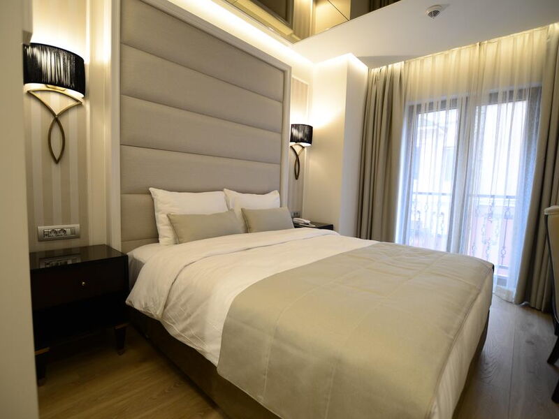 Le Petit Palace Hotel 242694