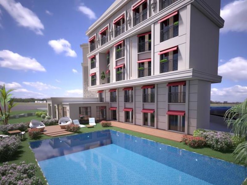 Leaf Port Hotel S-class 322070