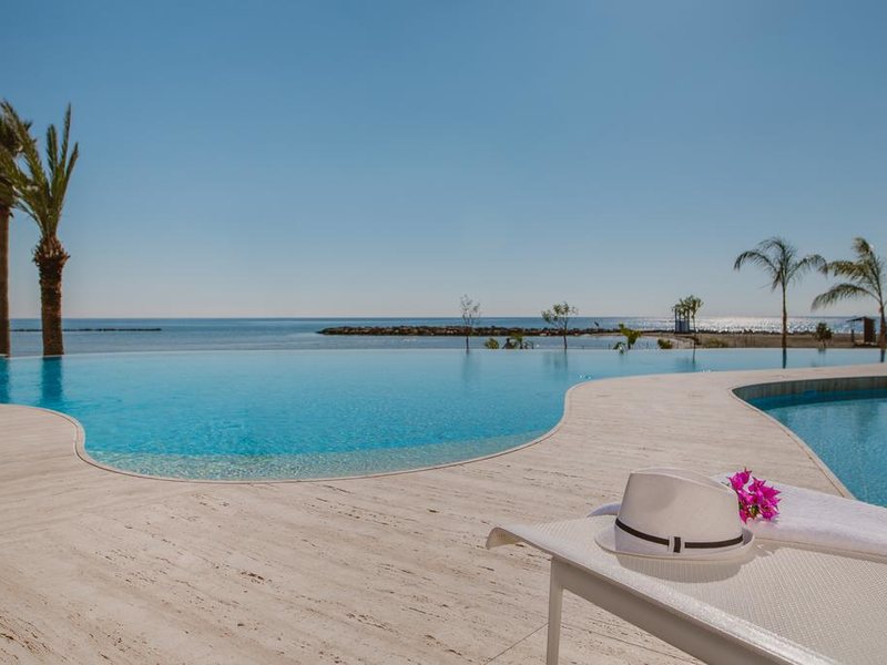 Lebay Beach Hotel 291117