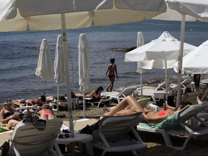 Leda Beach Hotel 303507