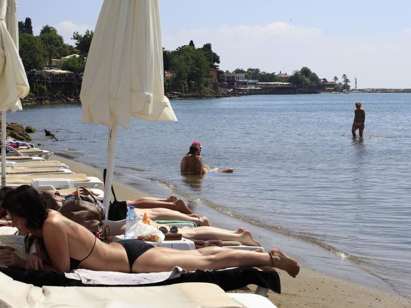 Leda Beach Hotel 303509