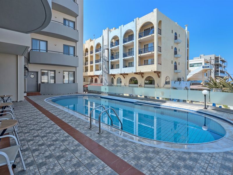 Lefkoniko Beach Icarus Suites 250812