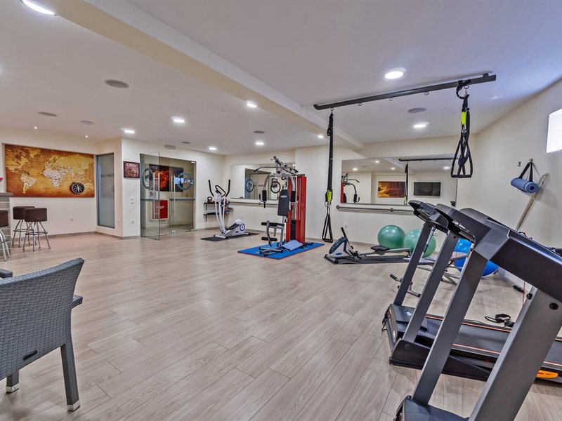 Lefkoniko Beach Icarus Suites 250814