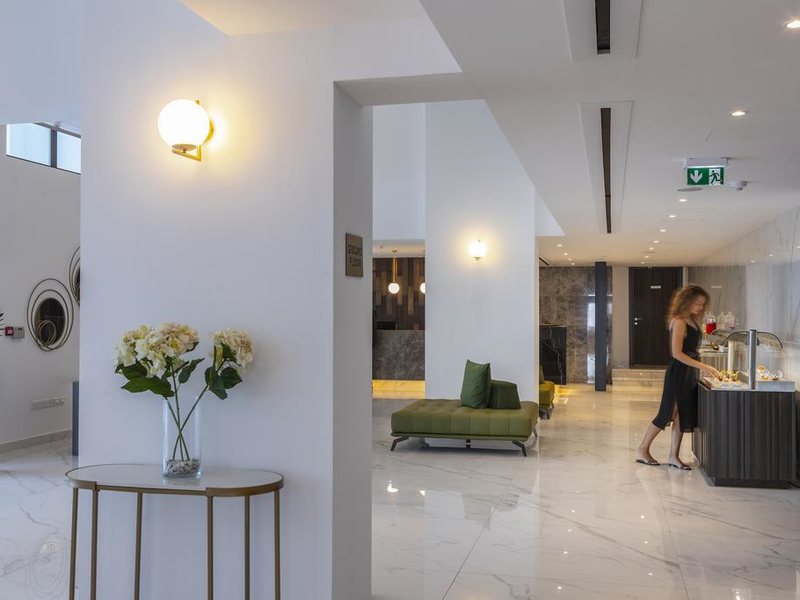 Leonardo Crystal Cove Hotel & Spa 291141