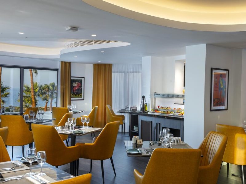 Leonardo Crystal Cove Hotel & Spa 291144