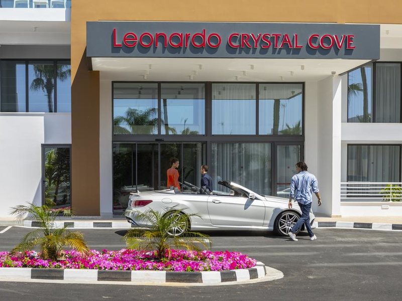 Leonardo Crystal Cove Hotel & Spa 291147