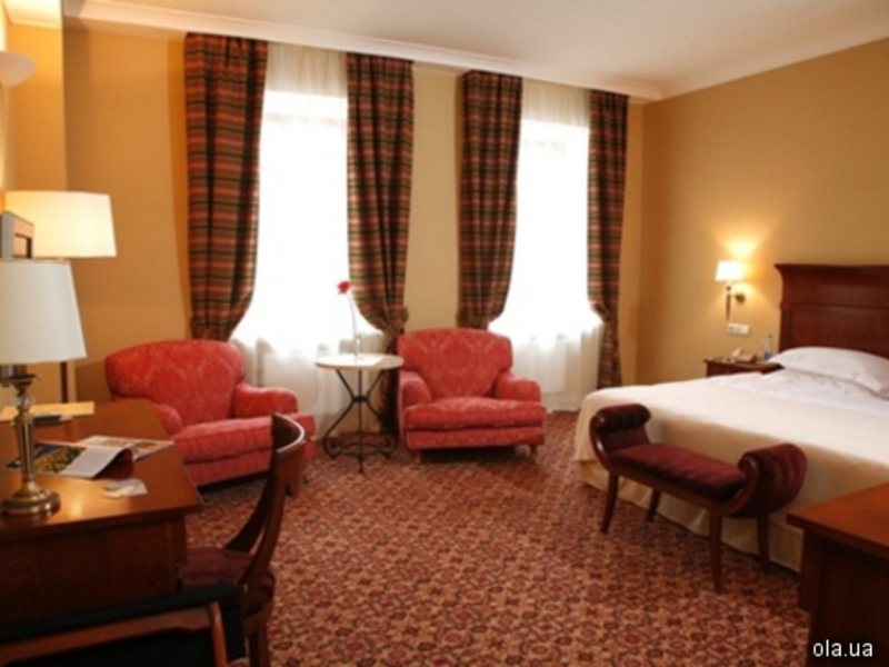 Leopolis Hotel 12376