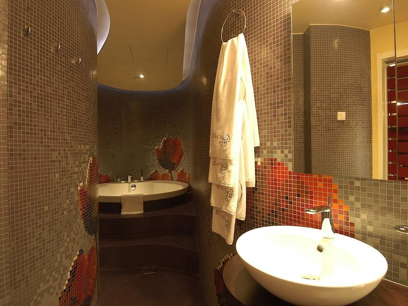 Les Fleurs Boutique Hotel 210906