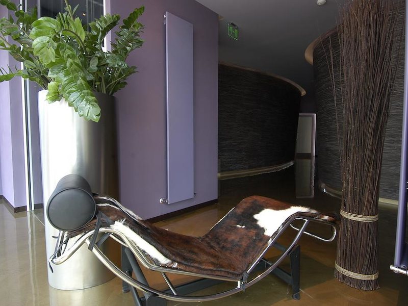 Les Fleurs Boutique Hotel 210914