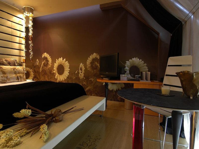 Les Fleurs Boutique Hotel 210919