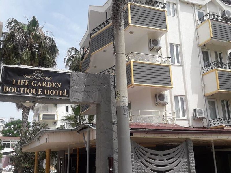 Life Garden Hotel 301816
