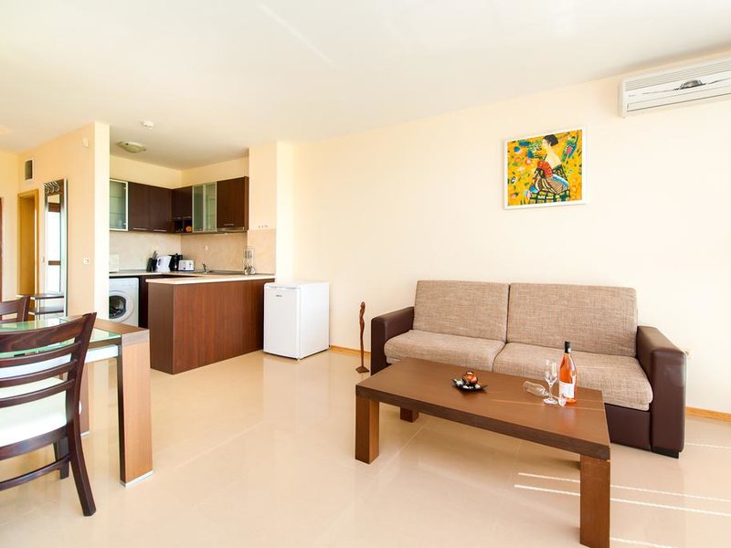 Lighthouse Apartments & Villas 311616