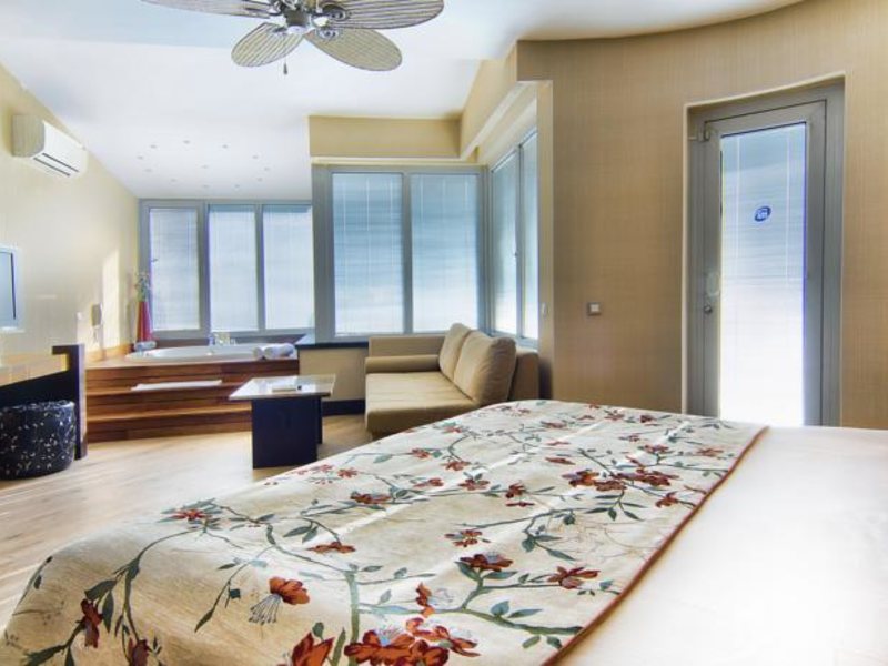 Limak Lara Deluxe Hotel & Resort 58213