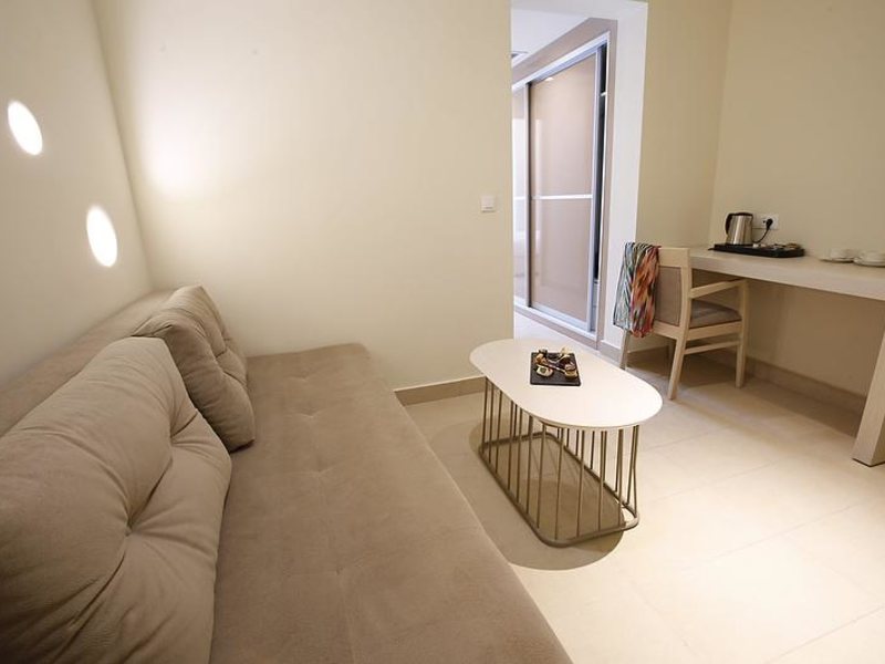 Lindos Imperial Executive Suites 78786