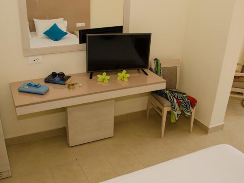 Lindos Imperial Executive Suites 78804